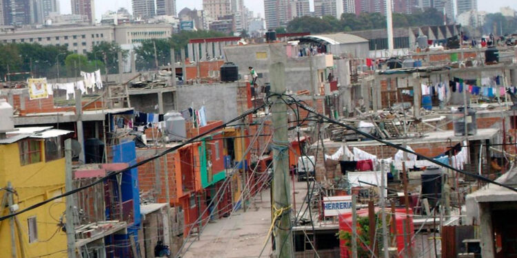 Urbanización de barrios populares: cruces políticos en la Ciudad por el futuro de las villas