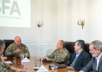 El Gobierno pone en marcha la nueva obra social militar y comienza a regularizar una deuda de $200.000 millones