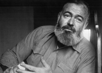 Ernest Hemingway, Premio Nobel de Literatura: “El mundo rompe a todos, y después muchos son fuertes en los lugares rotos”
