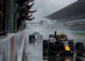 Max Verstappen triunfa en medio del caos en Sepang y Antonelli se acerca al título en la F1