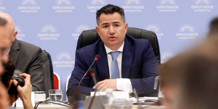 Bornoroni mueve sus fichas en Córdoba y deja abierta la puerta a una candidatura: “El modelo de Llaryora está agotado”